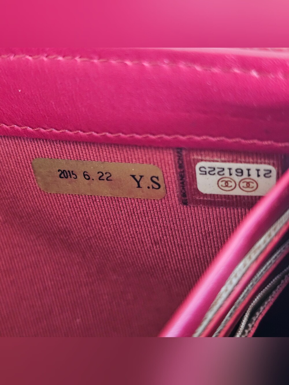 โฅ๏ธ Chanel Long Wallet โฅ๏ธ - Picture 9 of 14